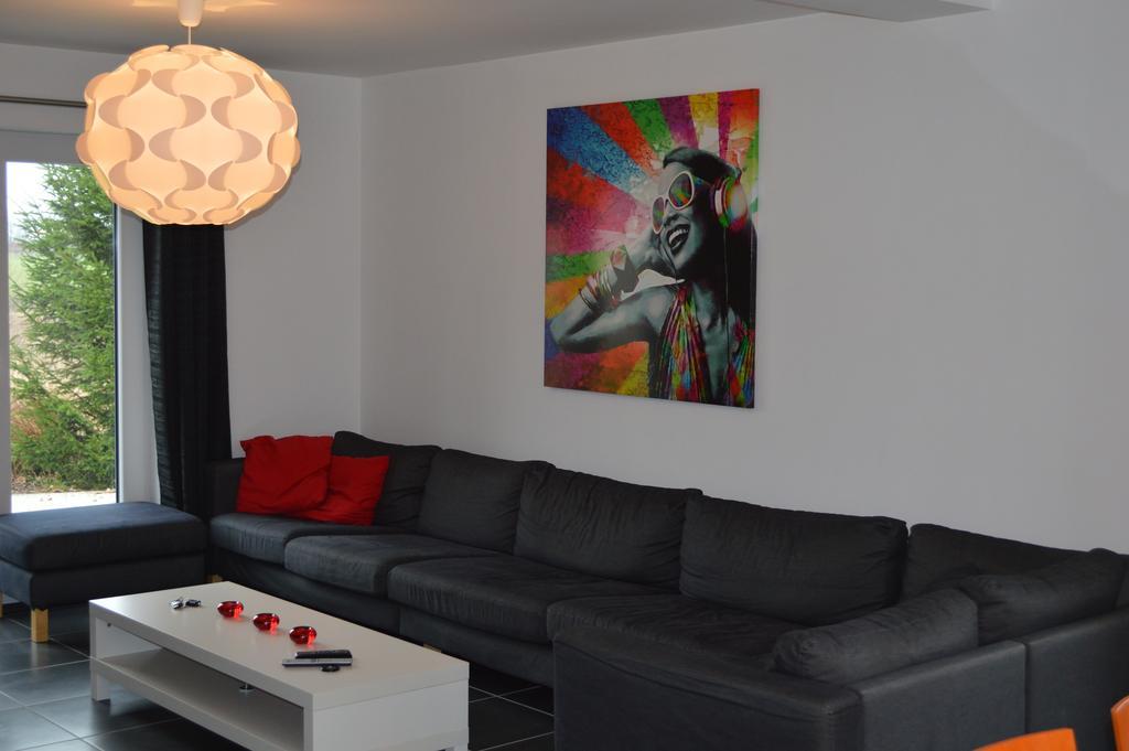 Villa Sixine House Ovifat Esterno foto
